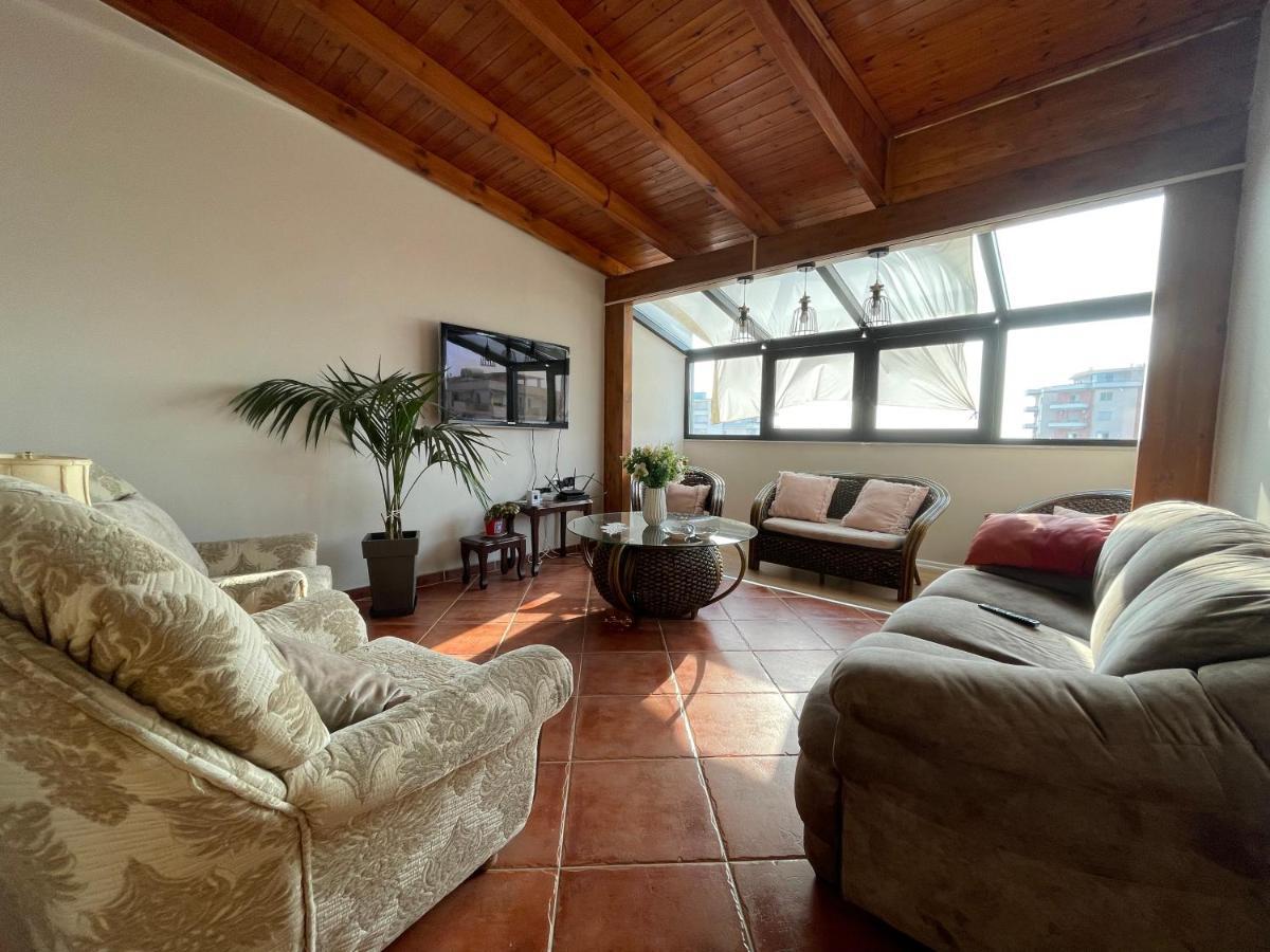 Venus - Cozy Apt With Terrace Vlorë Esterno foto