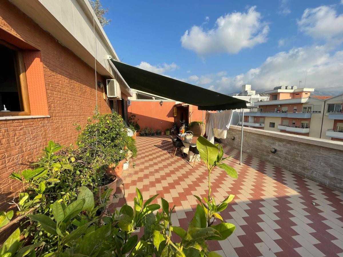 Venus - Cozy Apt With Terrace Vlorë Esterno foto
