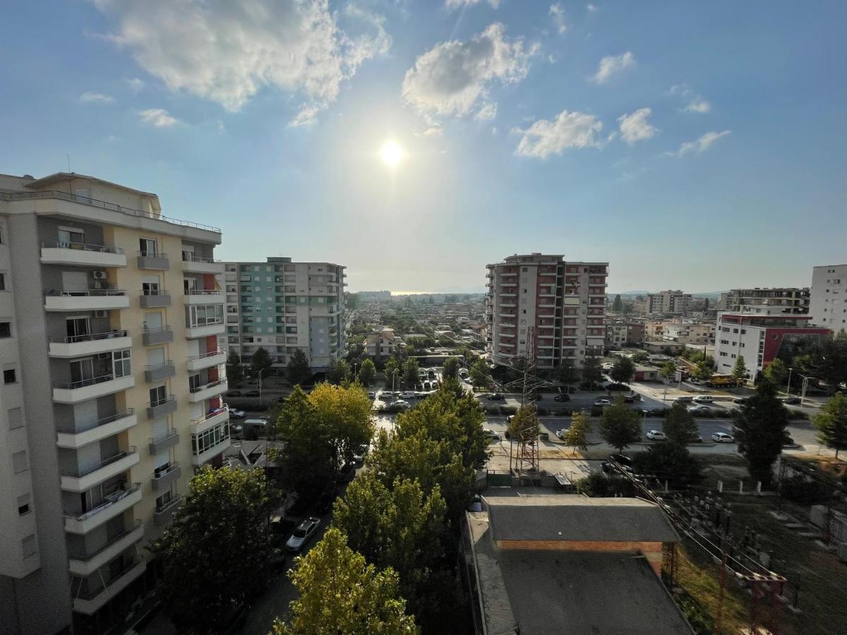 Venus - Cozy Apt With Terrace Vlorë Esterno foto