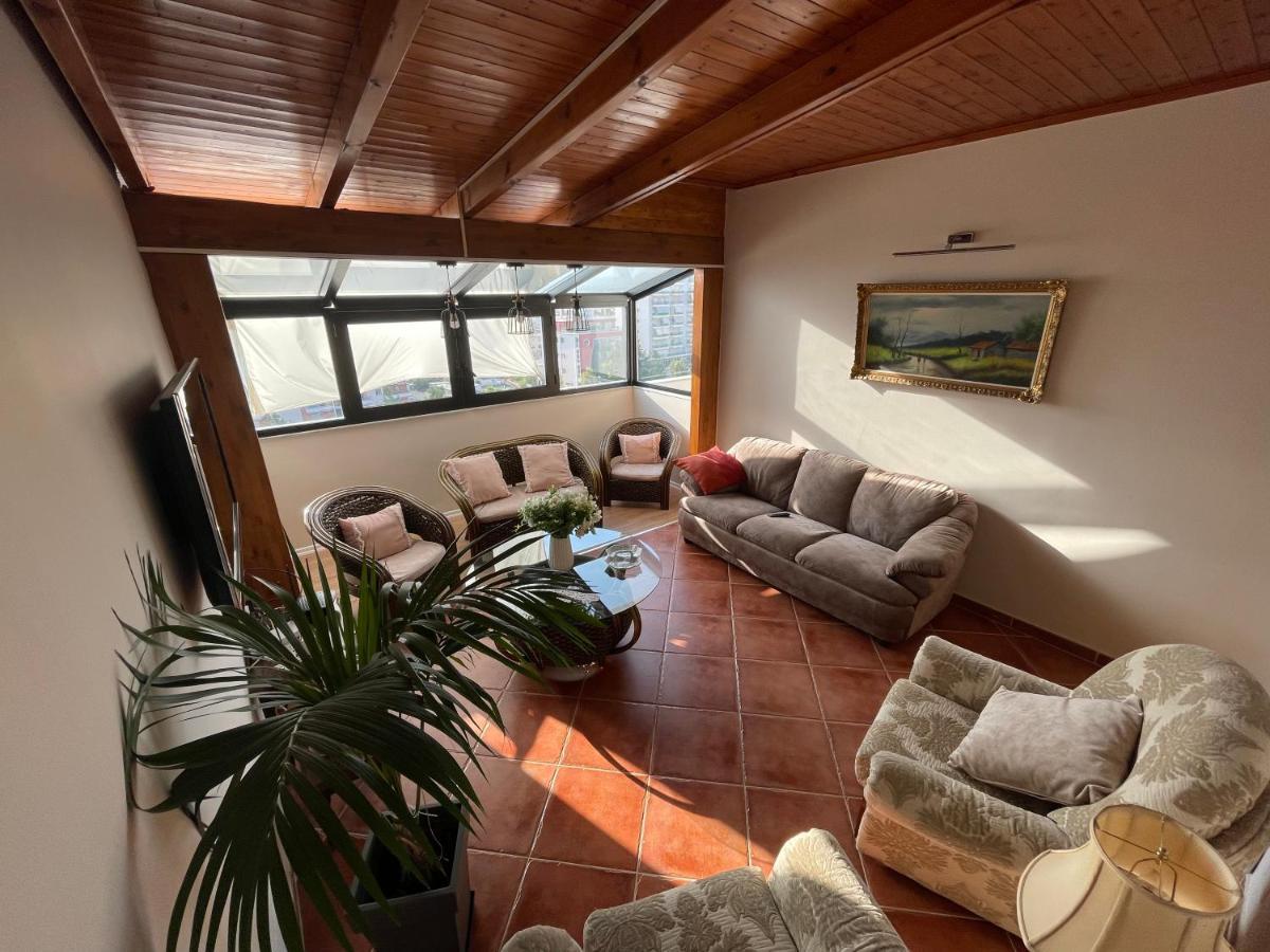Venus - Cozy Apt With Terrace Vlorë Esterno foto