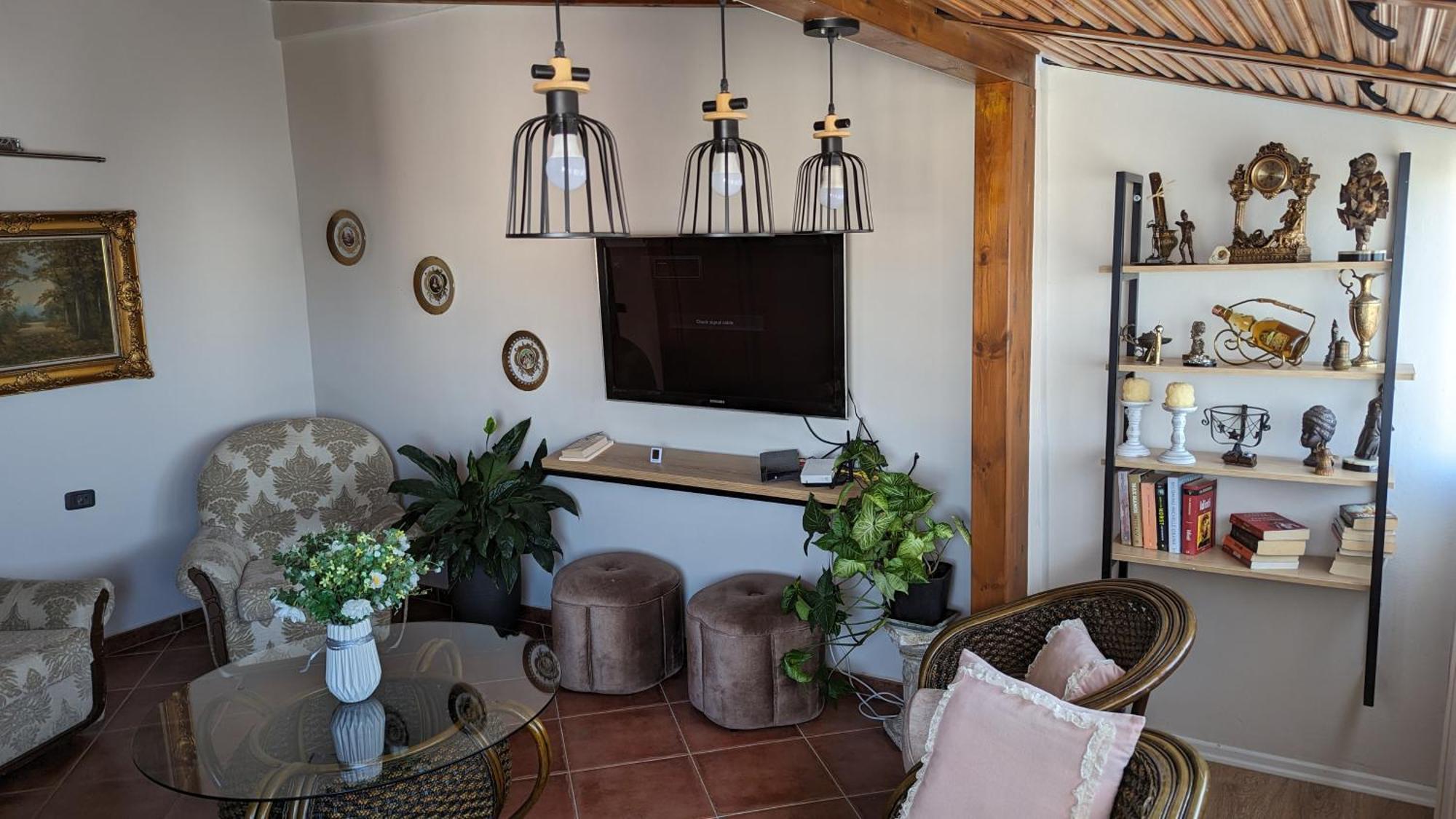 Venus - Cozy Apt With Terrace Vlorë Esterno foto