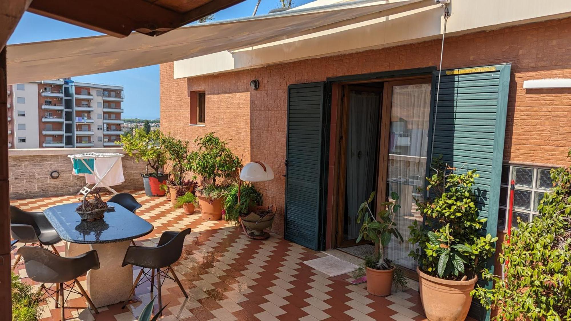 Venus - Cozy Apt With Terrace Vlorë Esterno foto